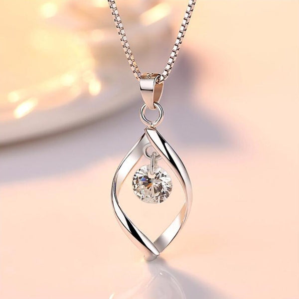 Sterling Silver Women's Fashion Jewelry High-Quality Zircon Simple Pendant Necklace